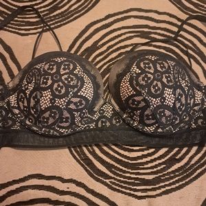 VICTORIA SECRET/VERY SEXY PUSH UP BRA